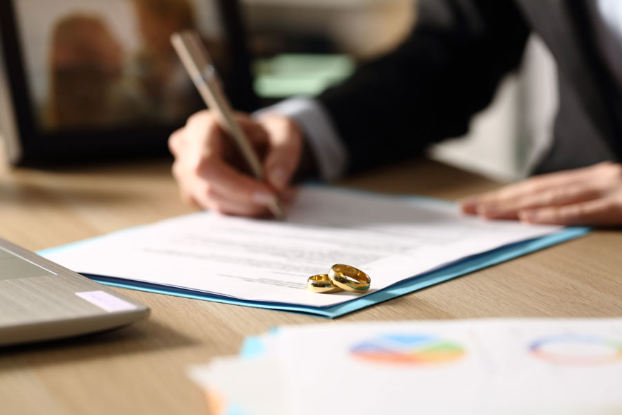 Top 10 Divorce FAQs to ask our Attorneys in McAllen